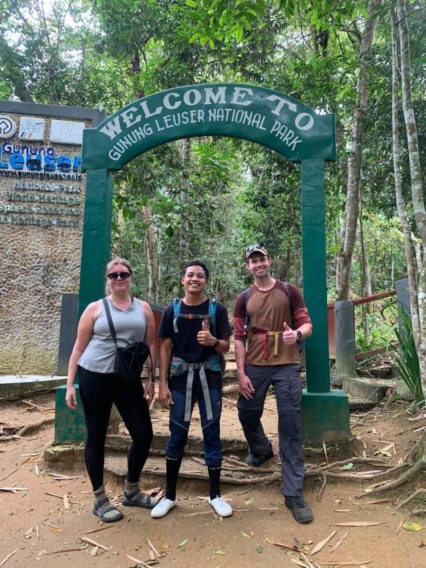 Wisma Batu Mandi Bukit Lawang Esterno foto